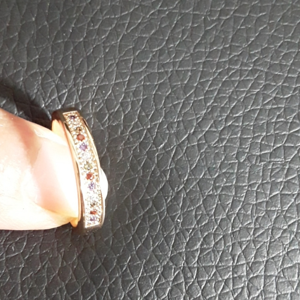 Ring - Picture 4 of 4